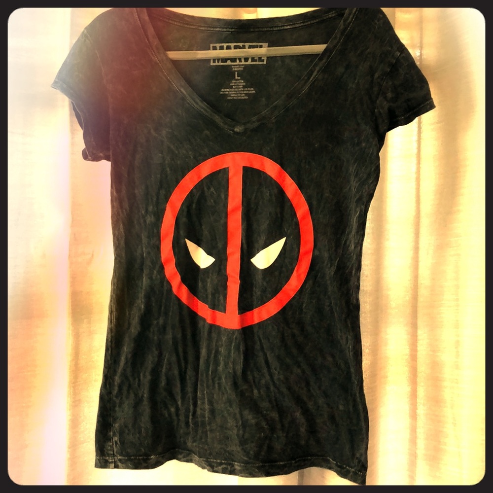 Deadpool Women’s Tshirt